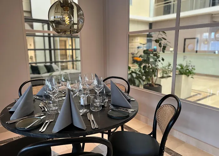 Injoy Premium Hotel Solna