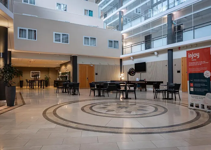 Injoy Premium Hotel Solna